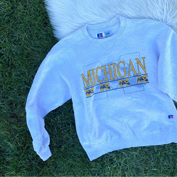 Vintage Other - Vtg Michigan Wolverines Russell crewneck sweatshirt medium